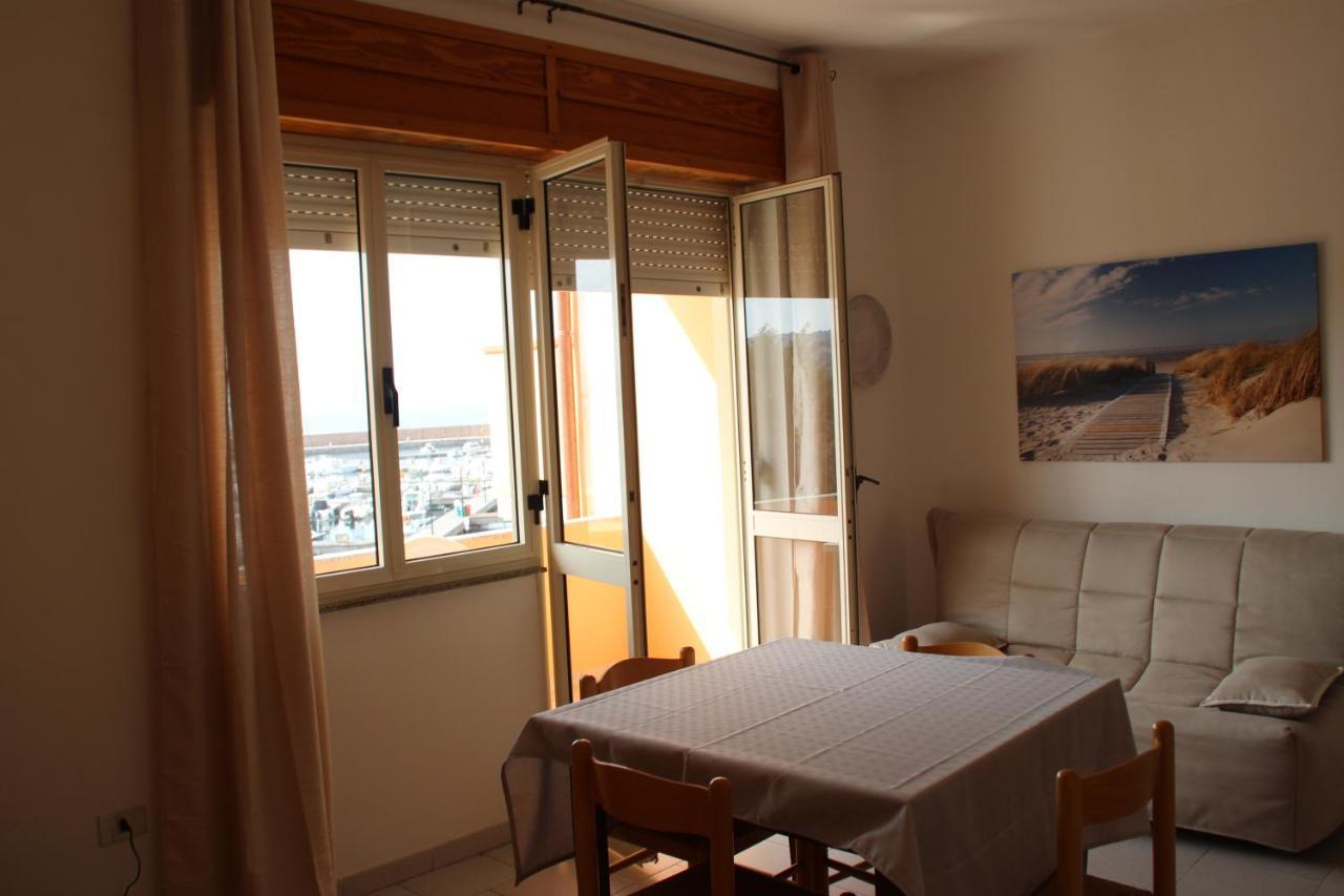Borgo Spiaggia Vista Mare Isola Rossa Zewnętrze zdjęcie
