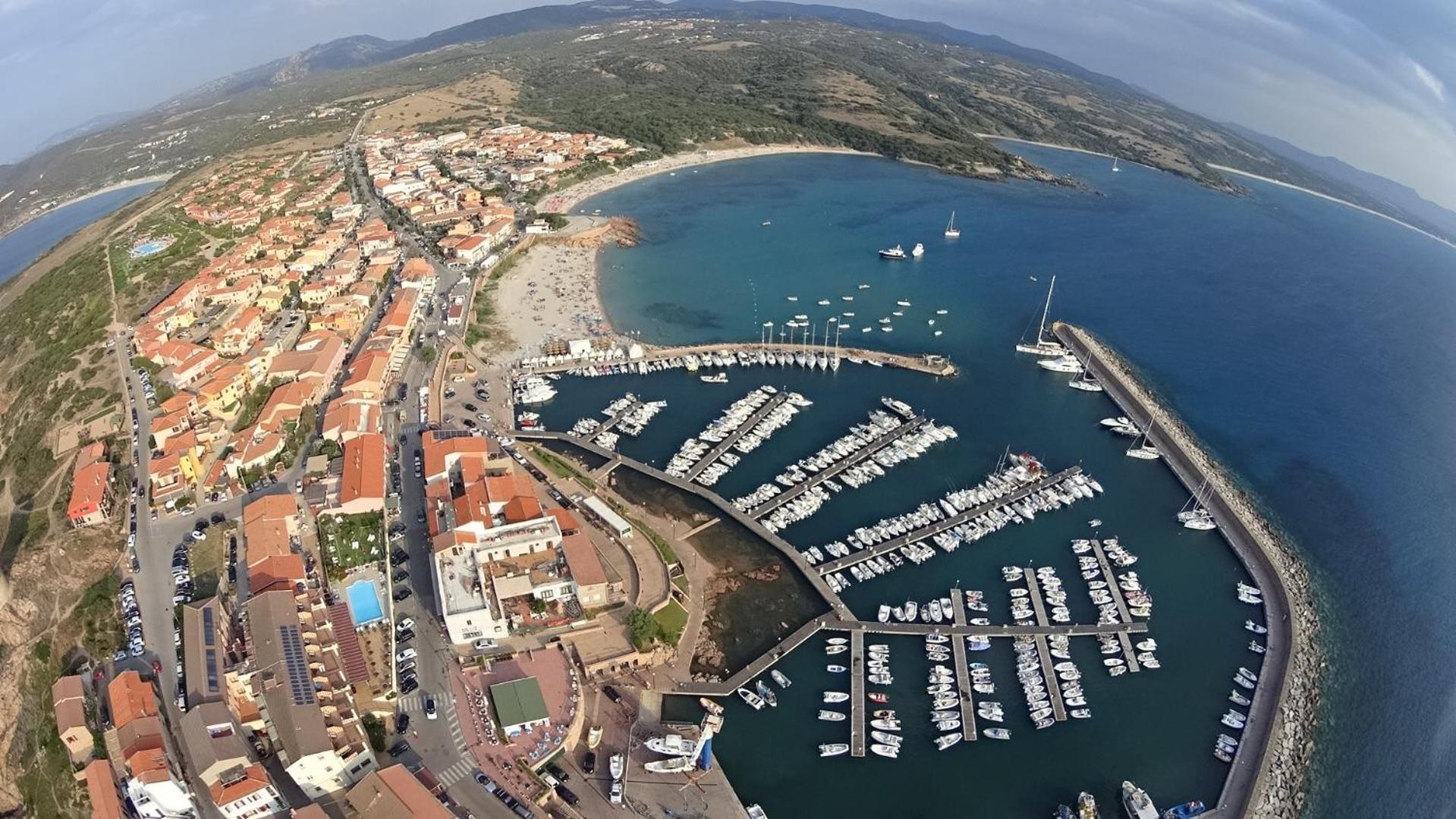 Borgo Spiaggia Vista Mare Isola Rossa Zewnętrze zdjęcie
