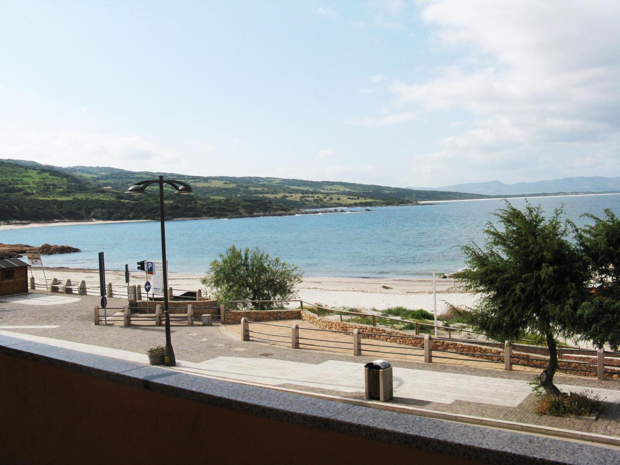 Borgo Spiaggia Vista Mare Isola Rossa Zewnętrze zdjęcie