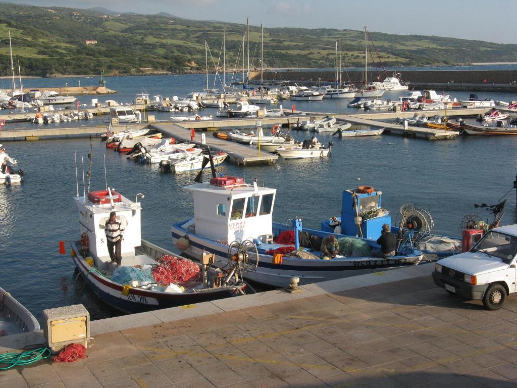 Borgo Spiaggia Vista Mare Isola Rossa Zewnętrze zdjęcie