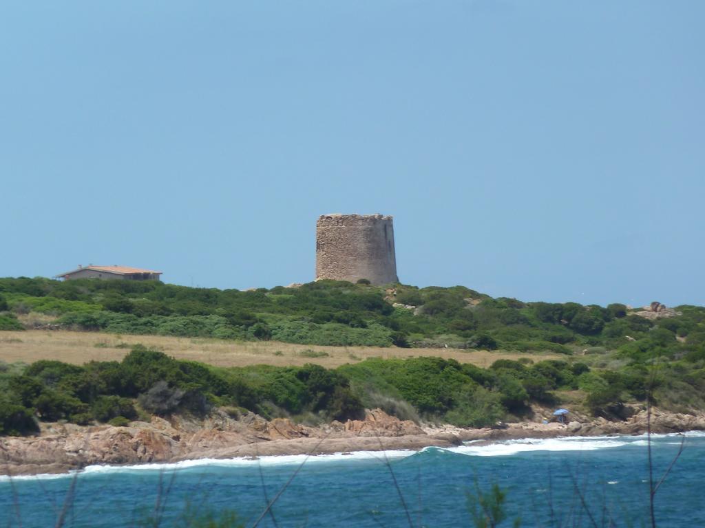 Borgo Spiaggia Vista Mare Isola Rossa Zewnętrze zdjęcie