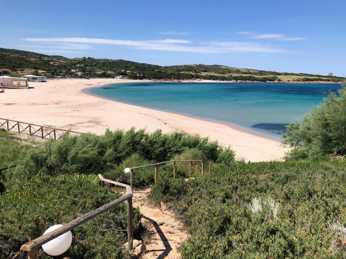 Borgo Spiaggia Vista Mare Isola Rossa Zewnętrze zdjęcie